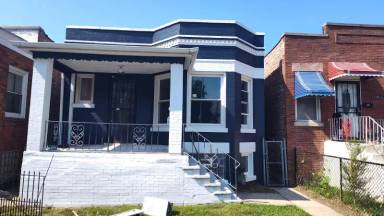Main picture of 1628 E 75th St