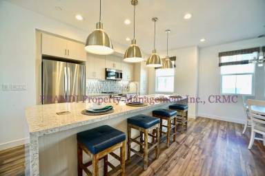 Main picture of 106 Rockview Rd