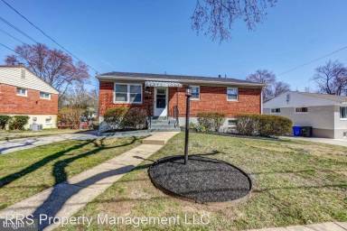 Main picture of 11403 Schuylkill Rd