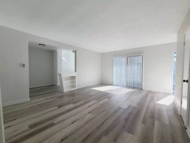 Main picture of 535 S Normandie Ave