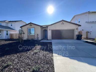 Main picture of 2126 Monferrato St