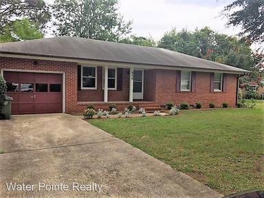 Main picture of 330 Covington Rd