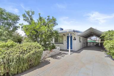 Main picture of 1069 Francine St
