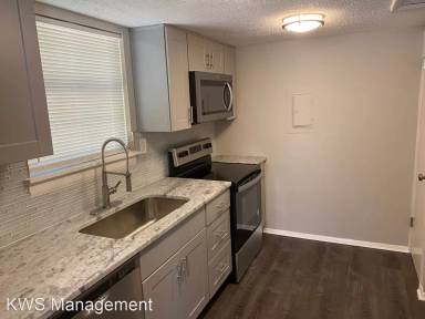 Main picture of 2712 Clayton Dr NW