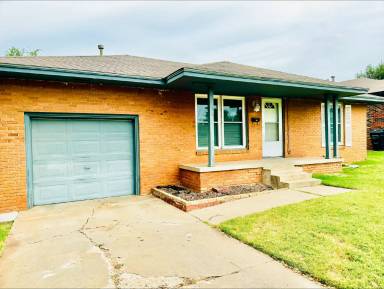 Main picture of 6720 N Ross Ave