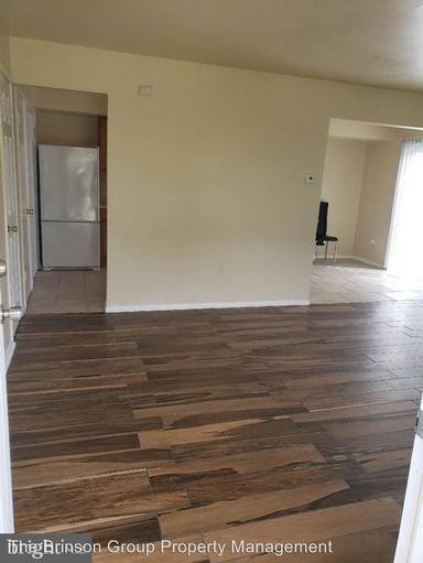 Main picture of 10 Longbow Ct