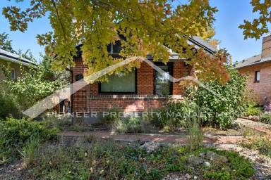 Main picture of 4633 E 16th Ave