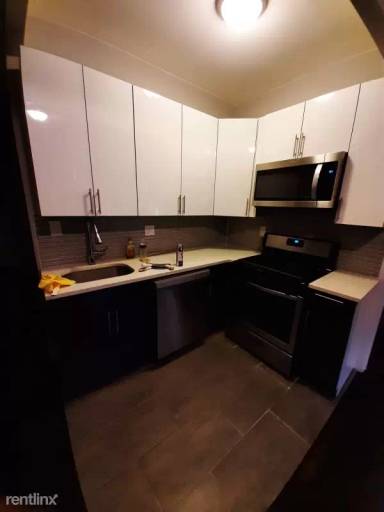 Main picture of 300 Palisade Avenue Apartments