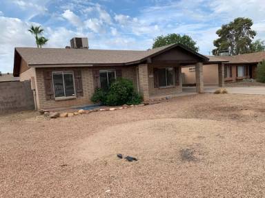 Main picture of 1033 W La Jolla Dr