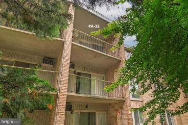 Main picture of Jefferson Chase Apartments & Condominiums