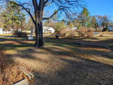 Main picture of 14 Loren Ave