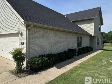 Main picture of 6122 W Milliken Bnd