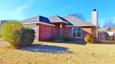 Main picture of 2627 Bay Pointe Cir E