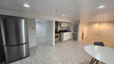 Main picture of 114 Loomis Ave