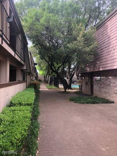 Main picture of 1251 Moulin Rouge Dr