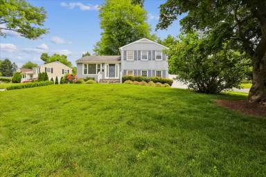 Main picture of 3801 Denfeld Ave