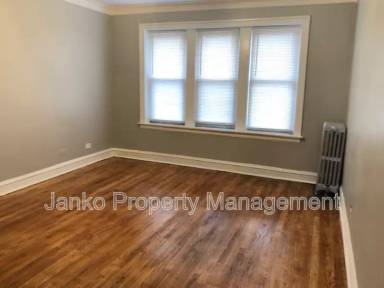 Main picture of 2909 W 56th St
