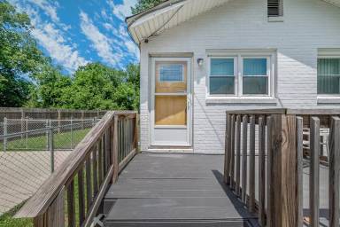 Main picture of 1021 32nd St