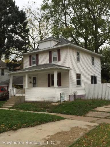 Main picture of 413 Western Ave