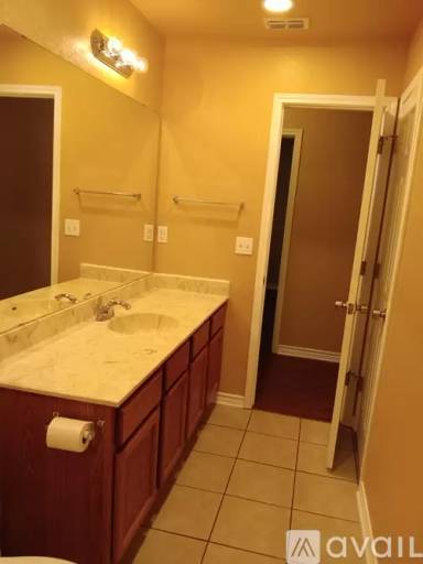 Main picture of 3204 Baldwin Loop