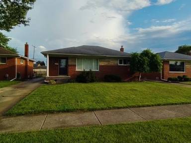 Main picture of 17696 Veronica Ave