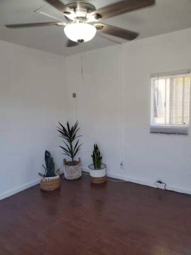Main picture of 2305 Lemon Ave