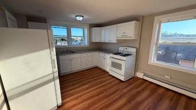 Main picture of 198 Jackson St