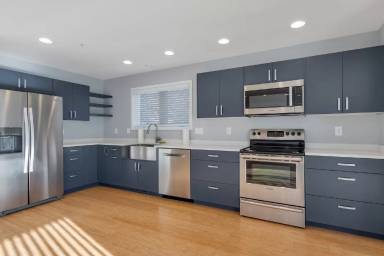 Main picture of 2954 Kalmia Ave