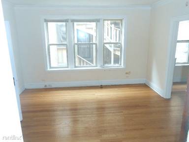 Main picture of 1525 W Estes Ave