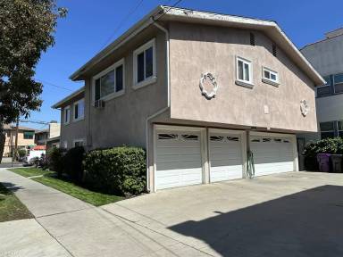 Main picture of 1500 E 3rd St