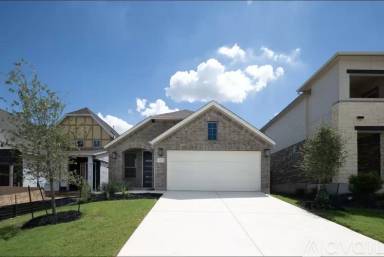 Main picture of 2033 Flametree Ave