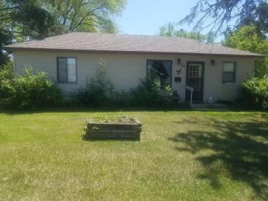 Main picture of 504 3rd St W