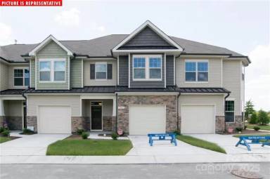Main picture of 4939 Harris Woods Blvd