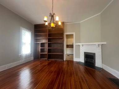 Main picture of 155 8th Ave
