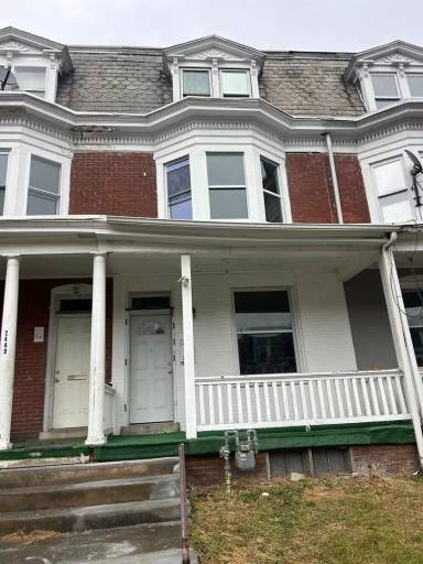 Main picture of 2417 Reel St