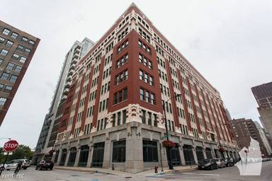 Main picture of Printers Row Lofts