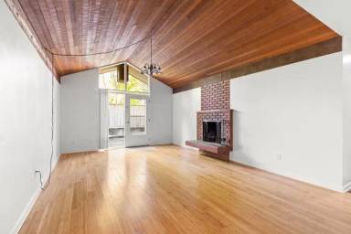 Main picture of 6780 SW Canyon Ter