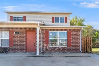 Main picture of 3503 SW Victoria Pl