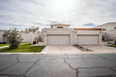 Main picture of 7633 E Sandalwood Dr