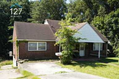 Main picture of 4624 Fairmont Ave
