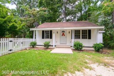 Main picture of 553 N Ross St