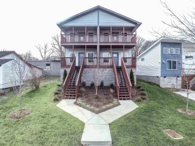 Main picture of 3203 Curtis St
