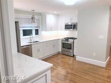Main picture of 17 Hicks Ave