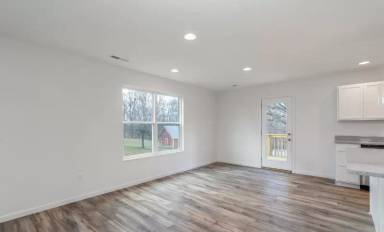 Main picture of 7120 Periwinkle Rd