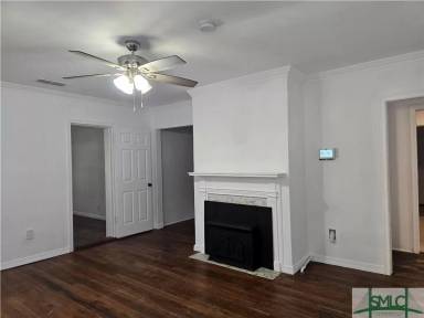 Main picture of 8 Hibiscus Ave