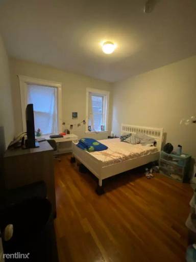 Main picture of 1197 Commonwealth Ave