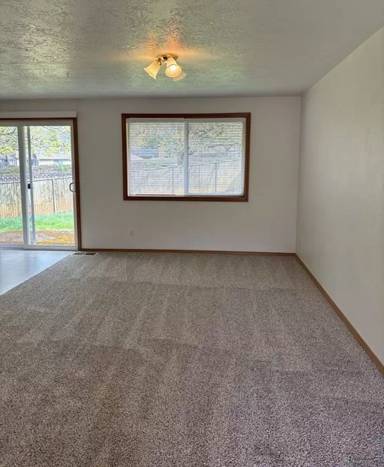 Main picture of 5131 Sycan Ct SE