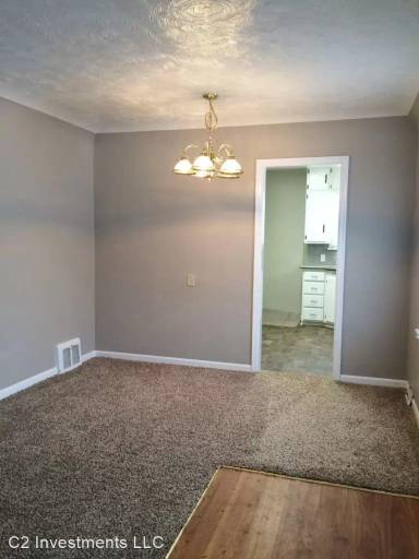 Main picture of 718 E Liberty Ave