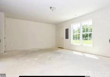 Main picture of 35103 Saba Pl