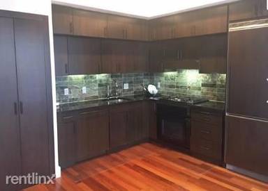 Main picture of Toren Condominium